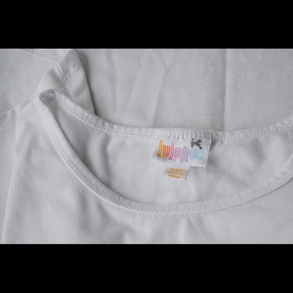 White Quarter-Sleeve Lularoe T-Shirt - Picture 4 of 4
